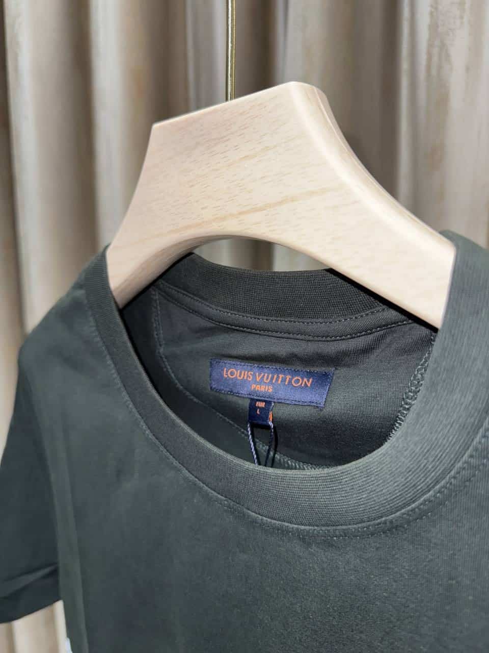 LOUIS VUITTO_N DARK GREEN ROUND NECK TSHIRTS IN ULTRA PREMIUM QUALITY