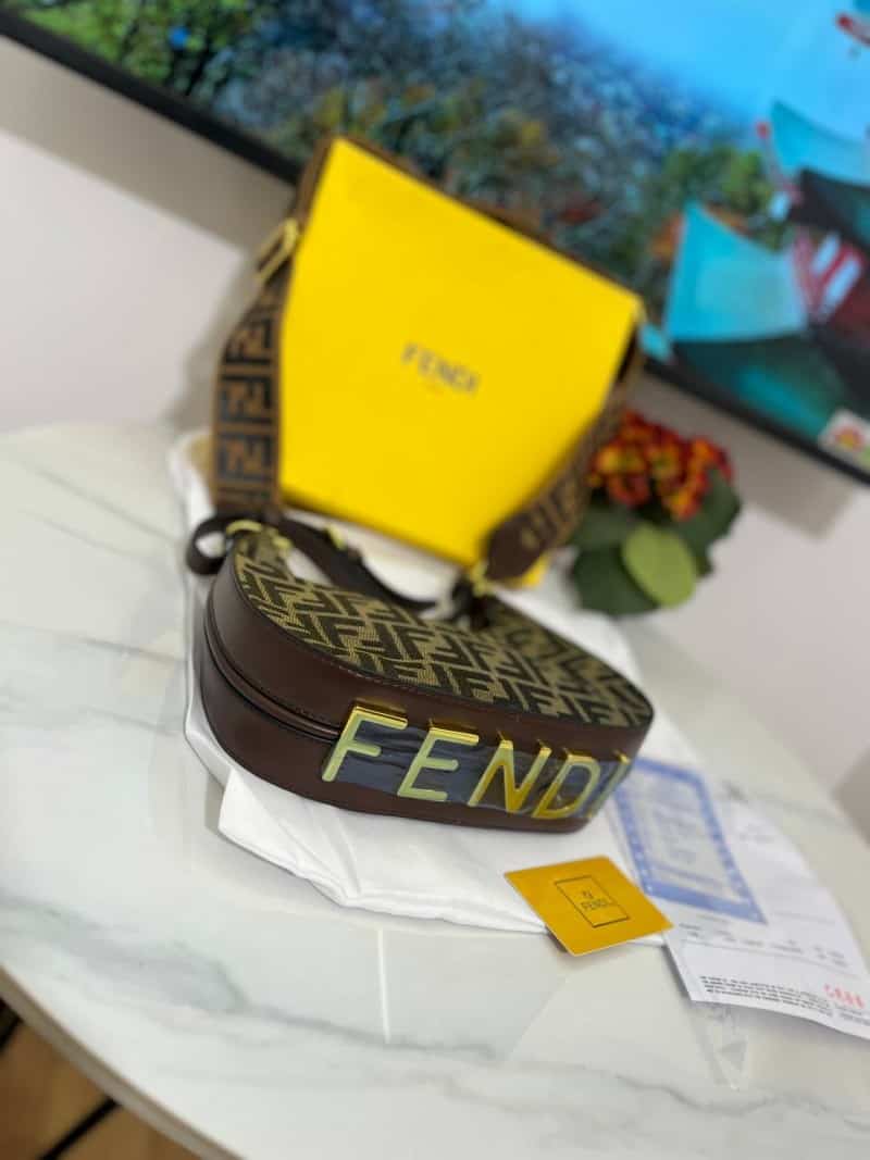 Fend_ii Premium Bags P31