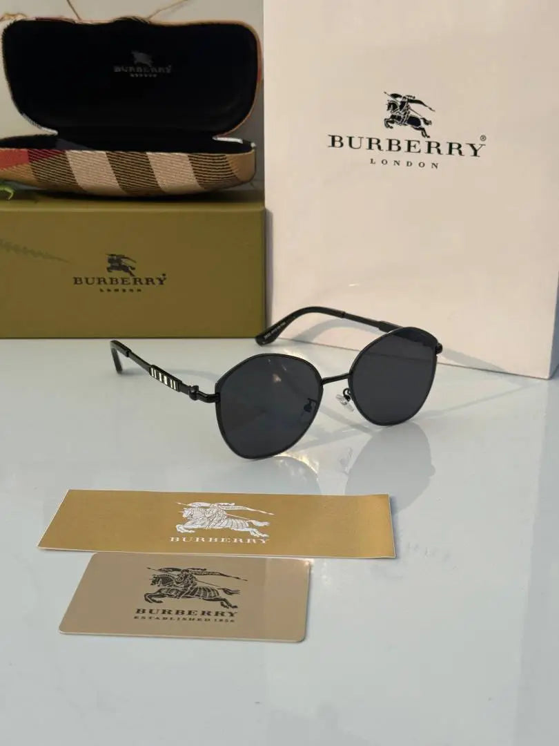 Burbery_2622_Full_Black