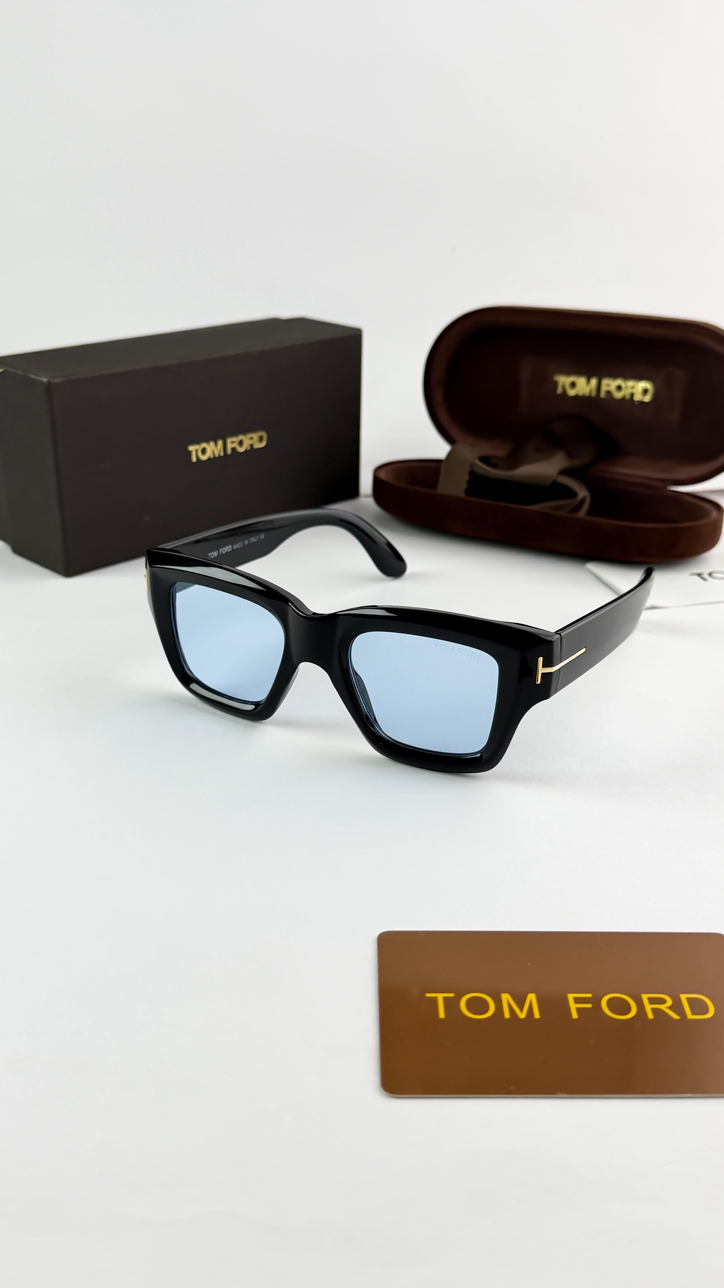 Tomford_4184_Blue