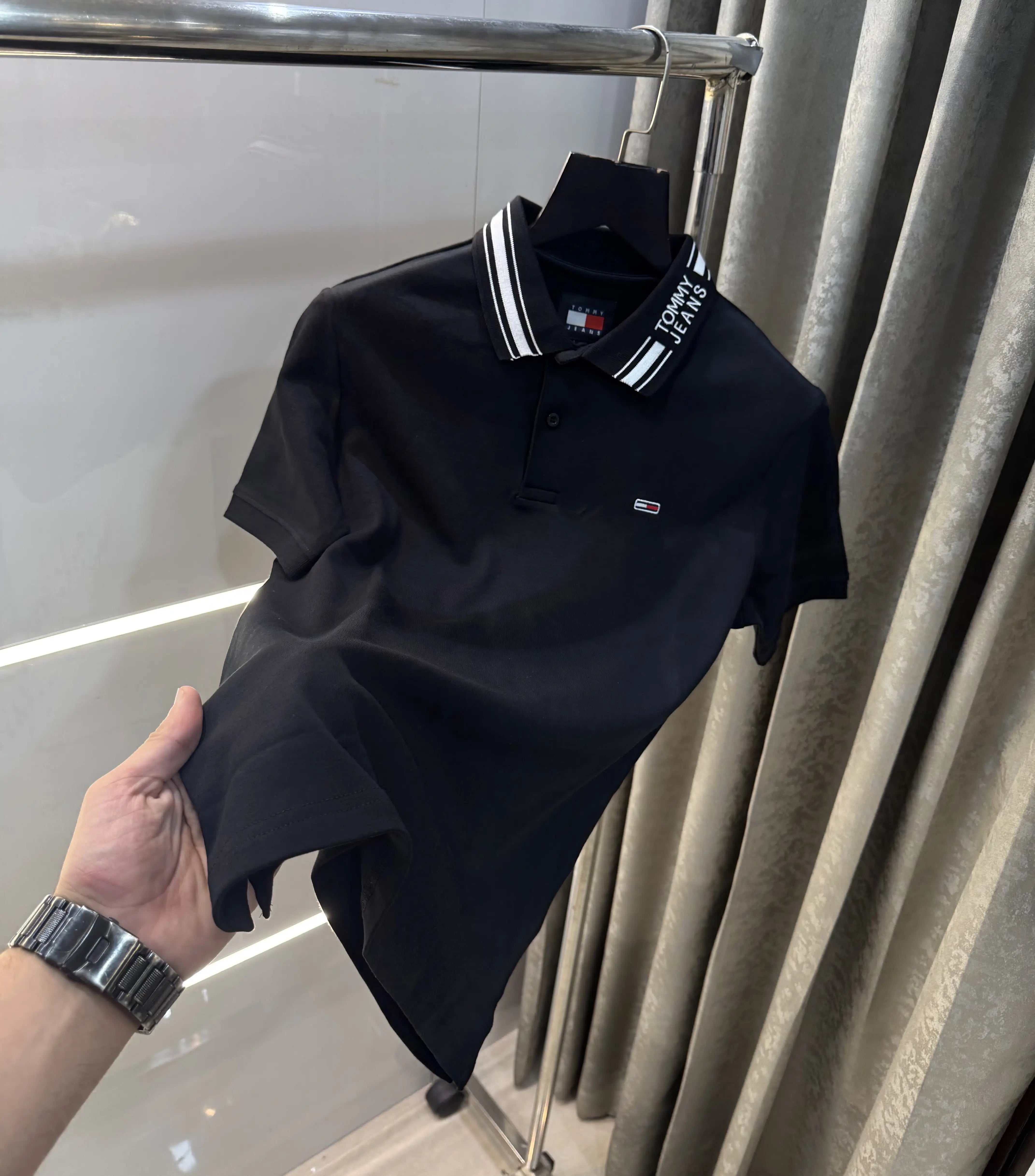 Tomm y Hilfiger Black Logo Work Premium Polo T-Shirt