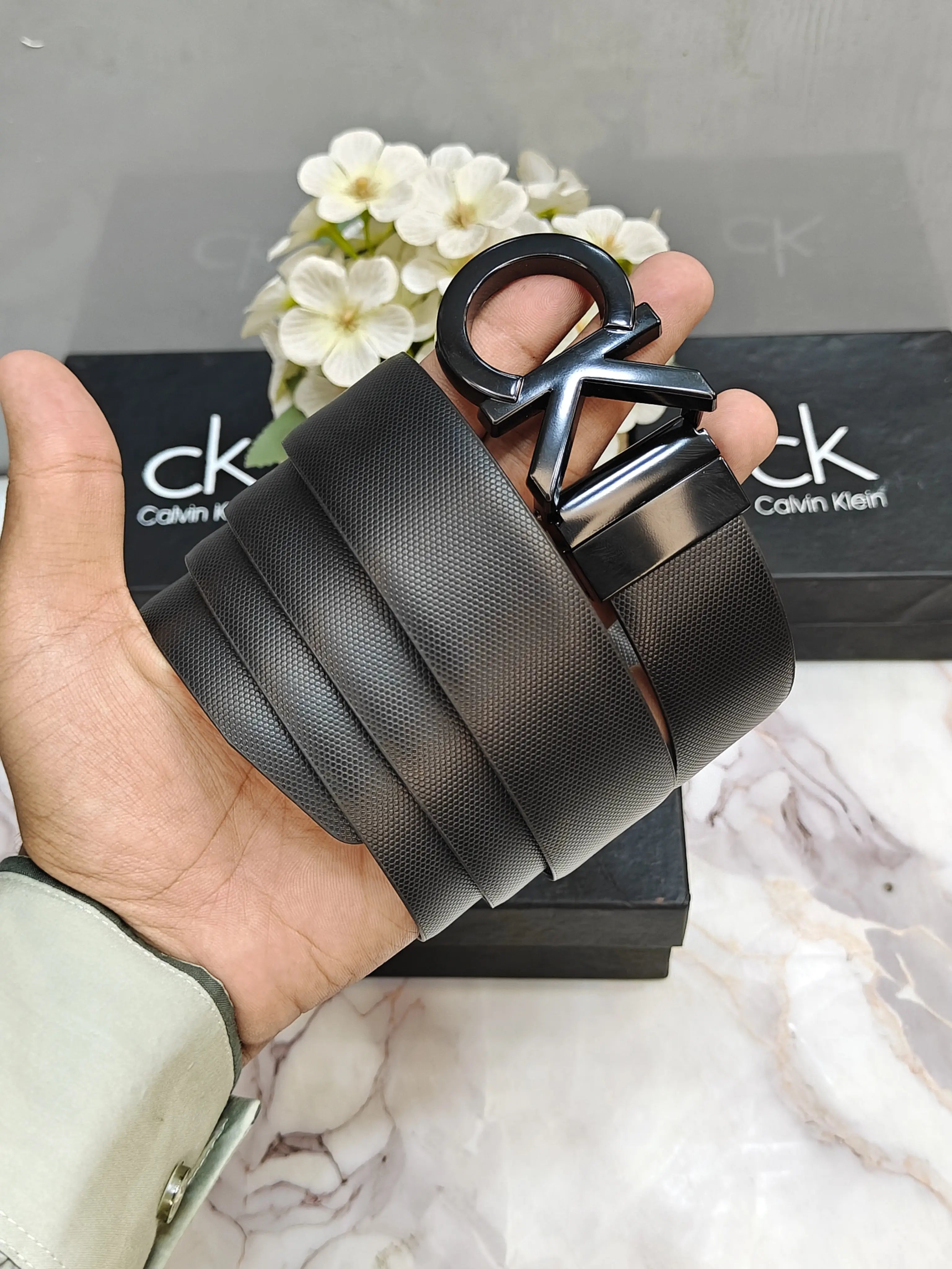 CK CALVIN KLEIN PREMIUM QUALITY REVERSEABLE BELT WITH OG BOX