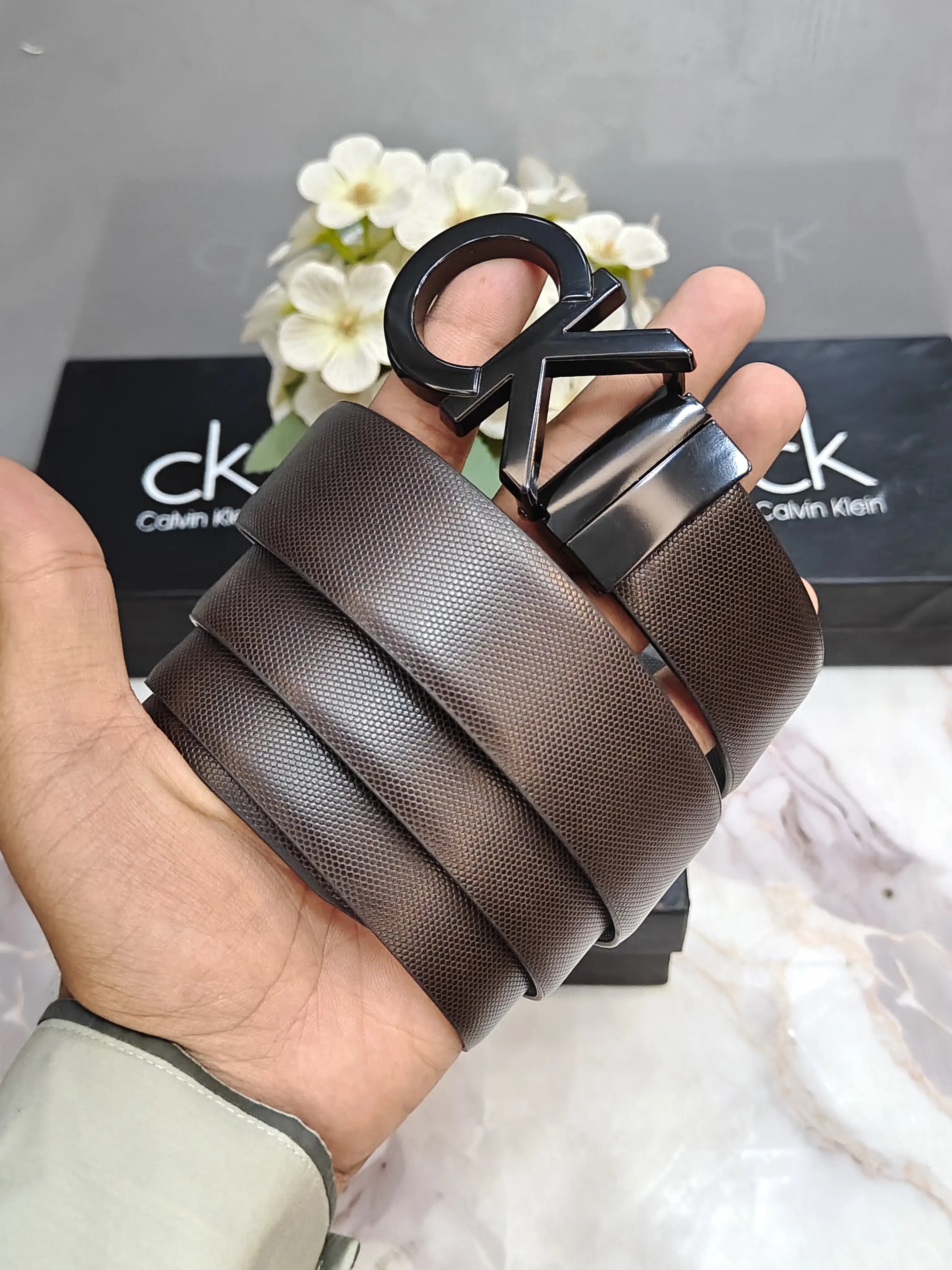 CK CALVIN KLEIN PREMIUM QUALITY REVERSEABLE BELT WITH OG BOX