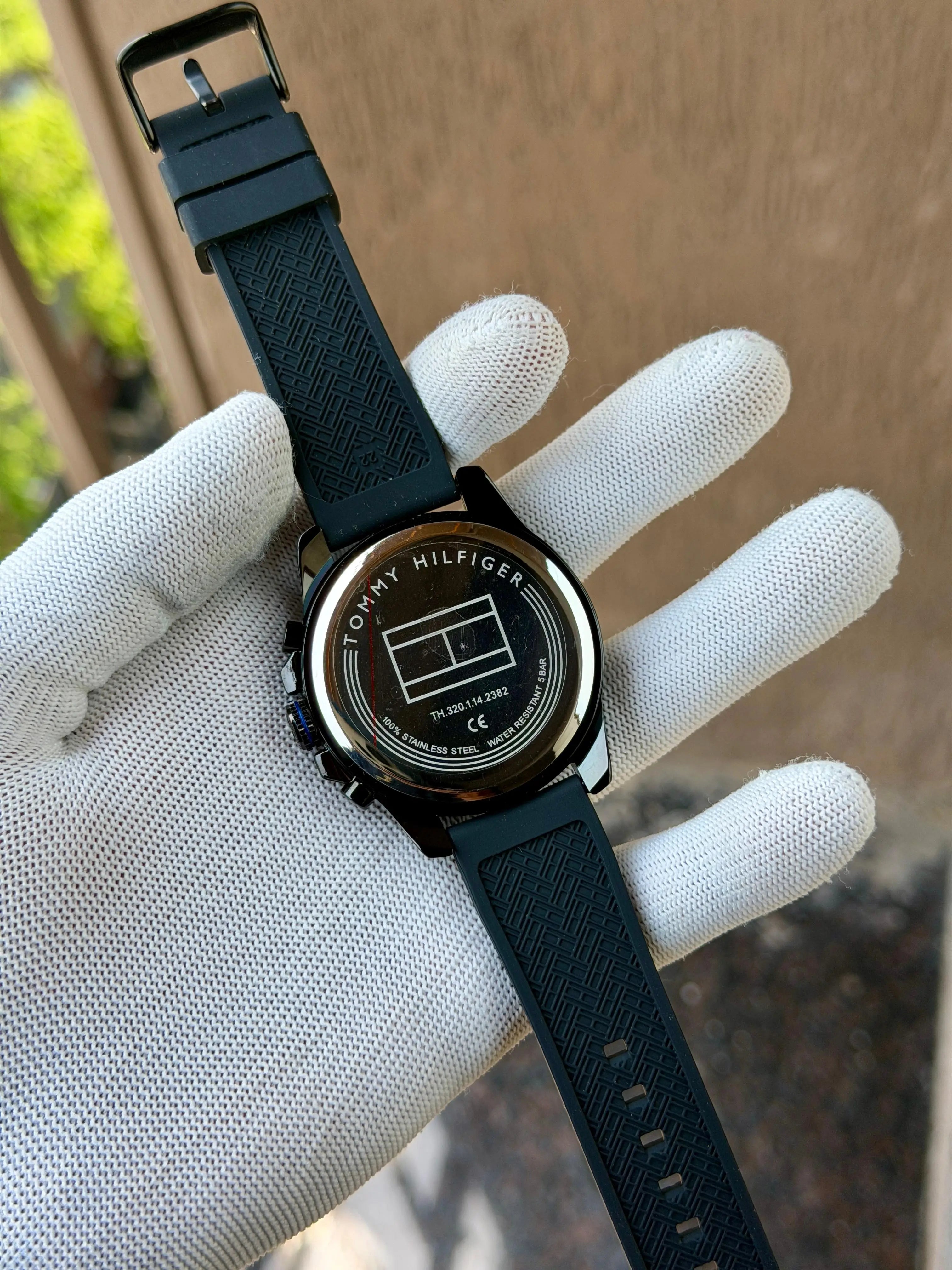 Tommy Hilfiger Decker Black (Exclusive Offer)