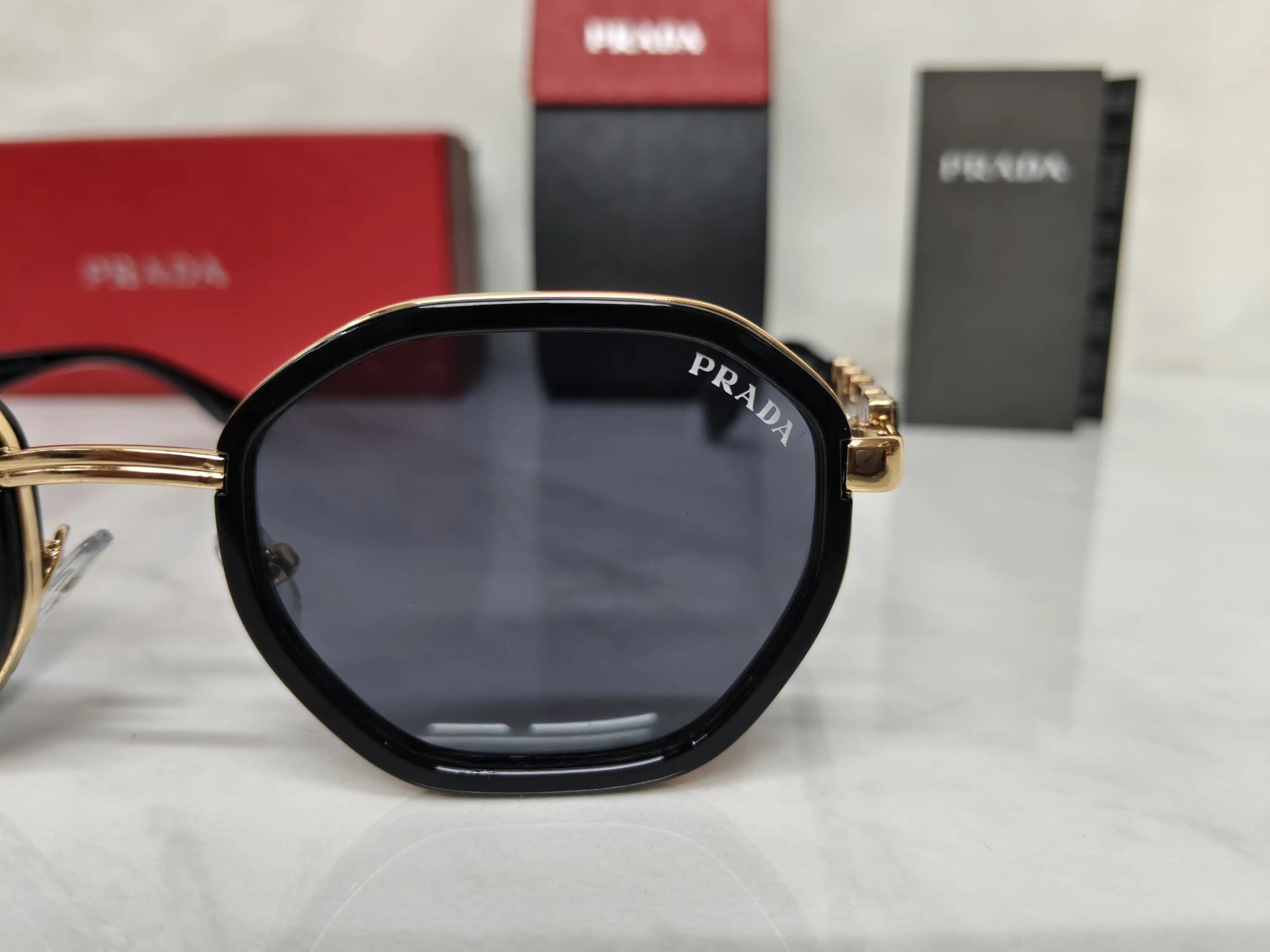 prada 590 For her