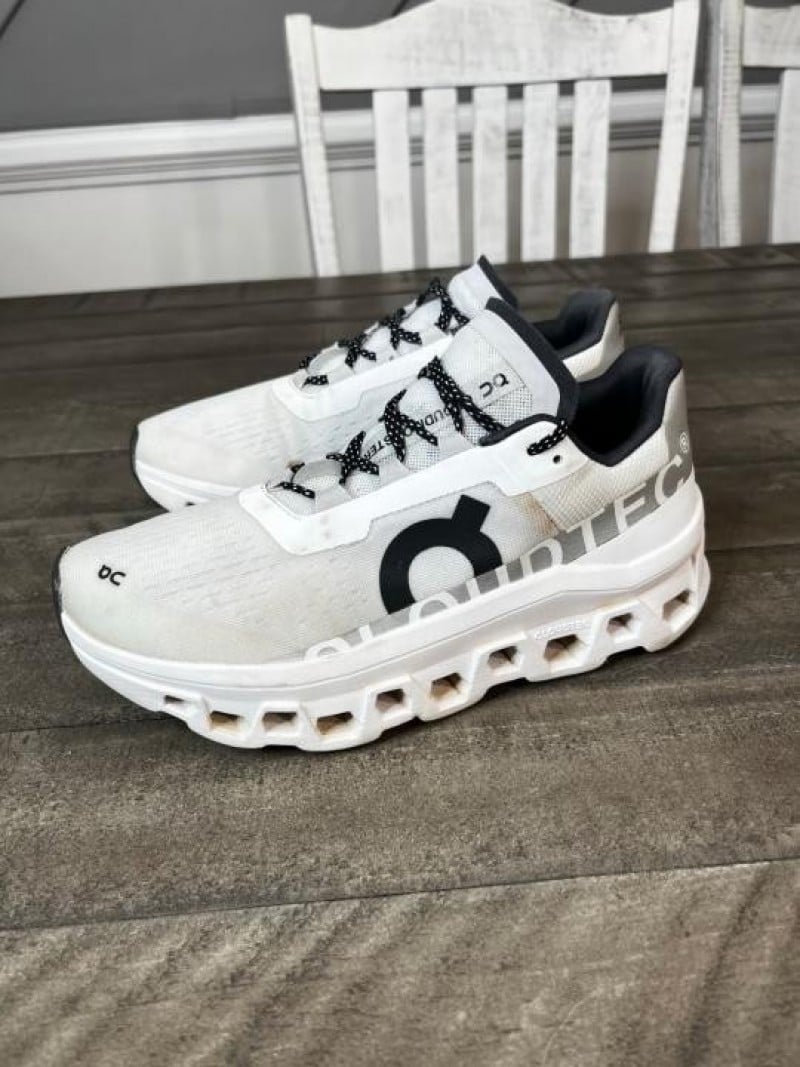 On Running Cloudmonster 2 all white