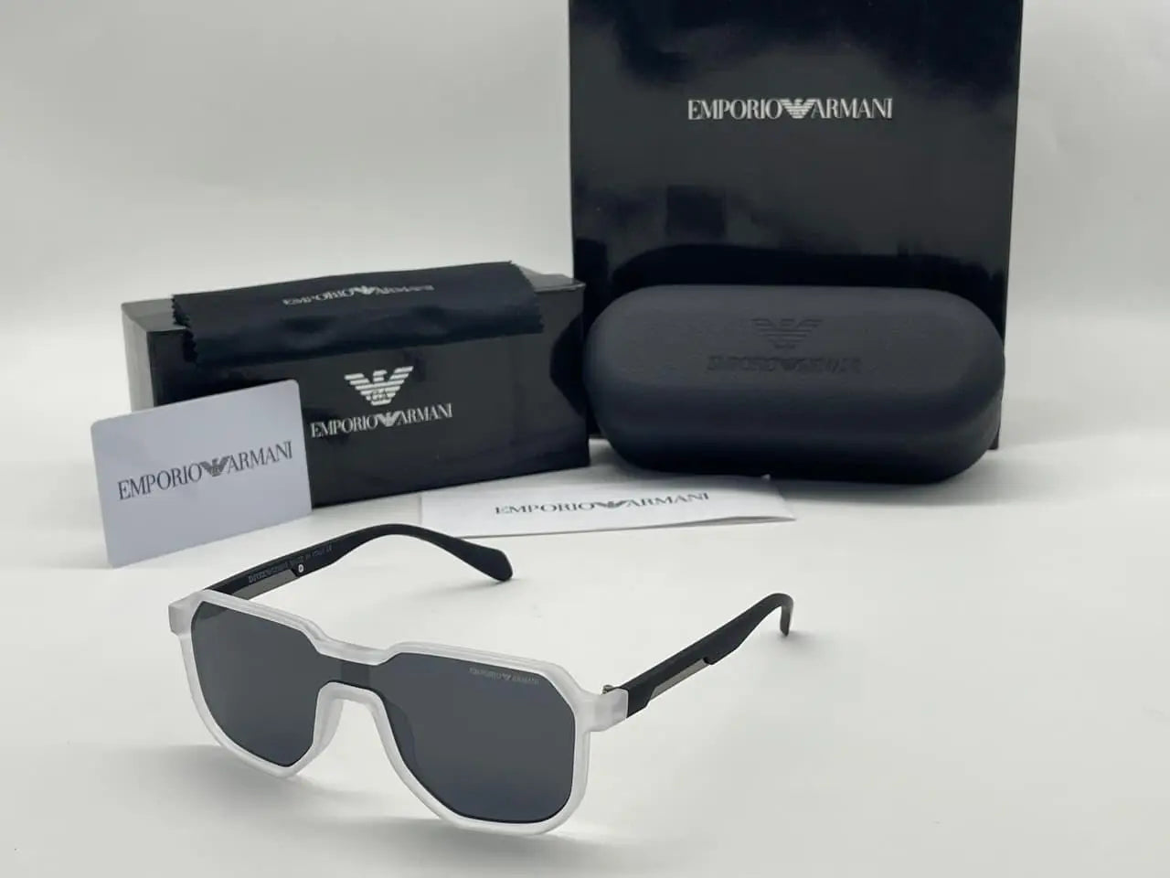 Emporio Armani 219 White Black