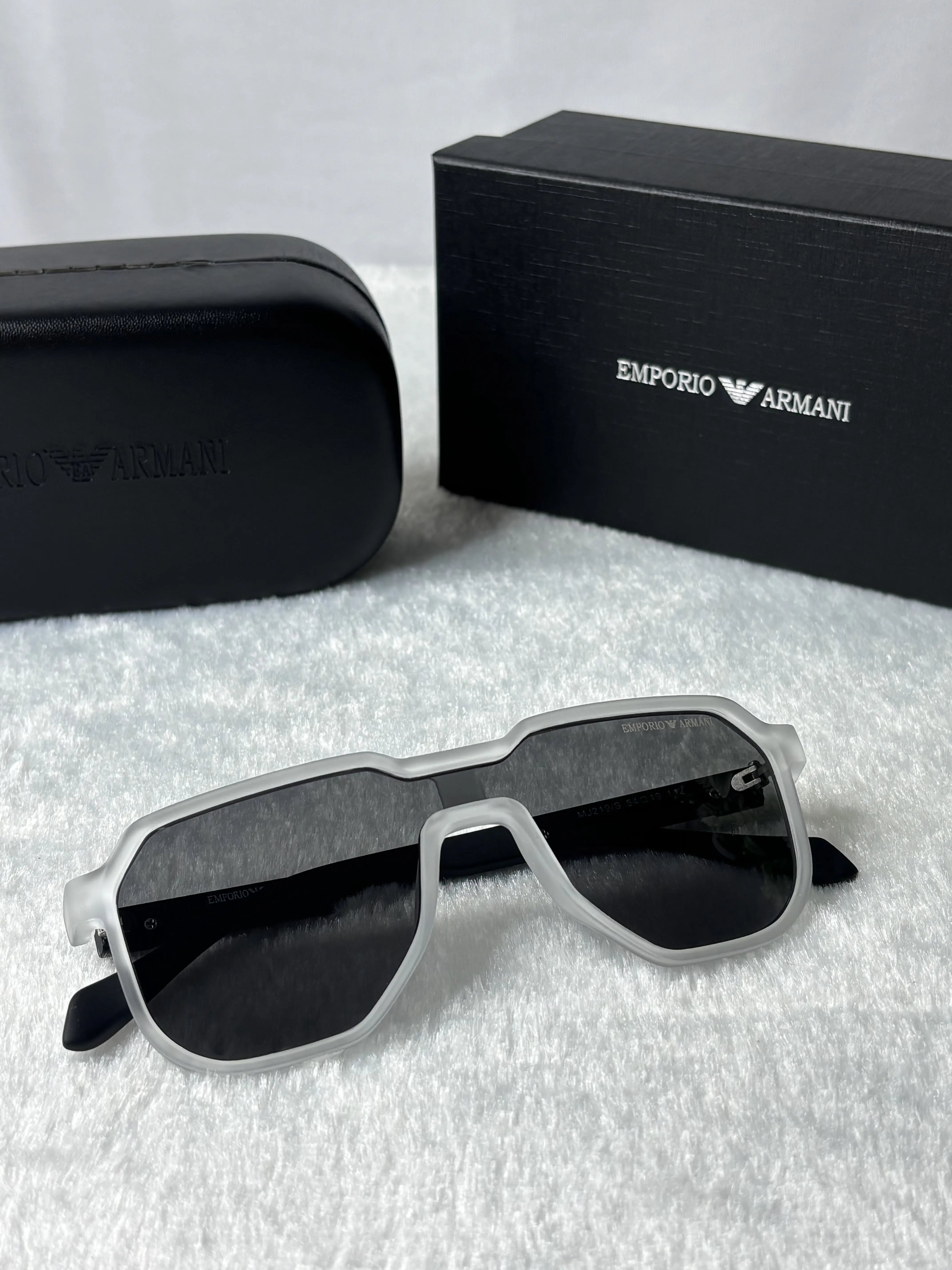 Emporio Armani 219 White Black