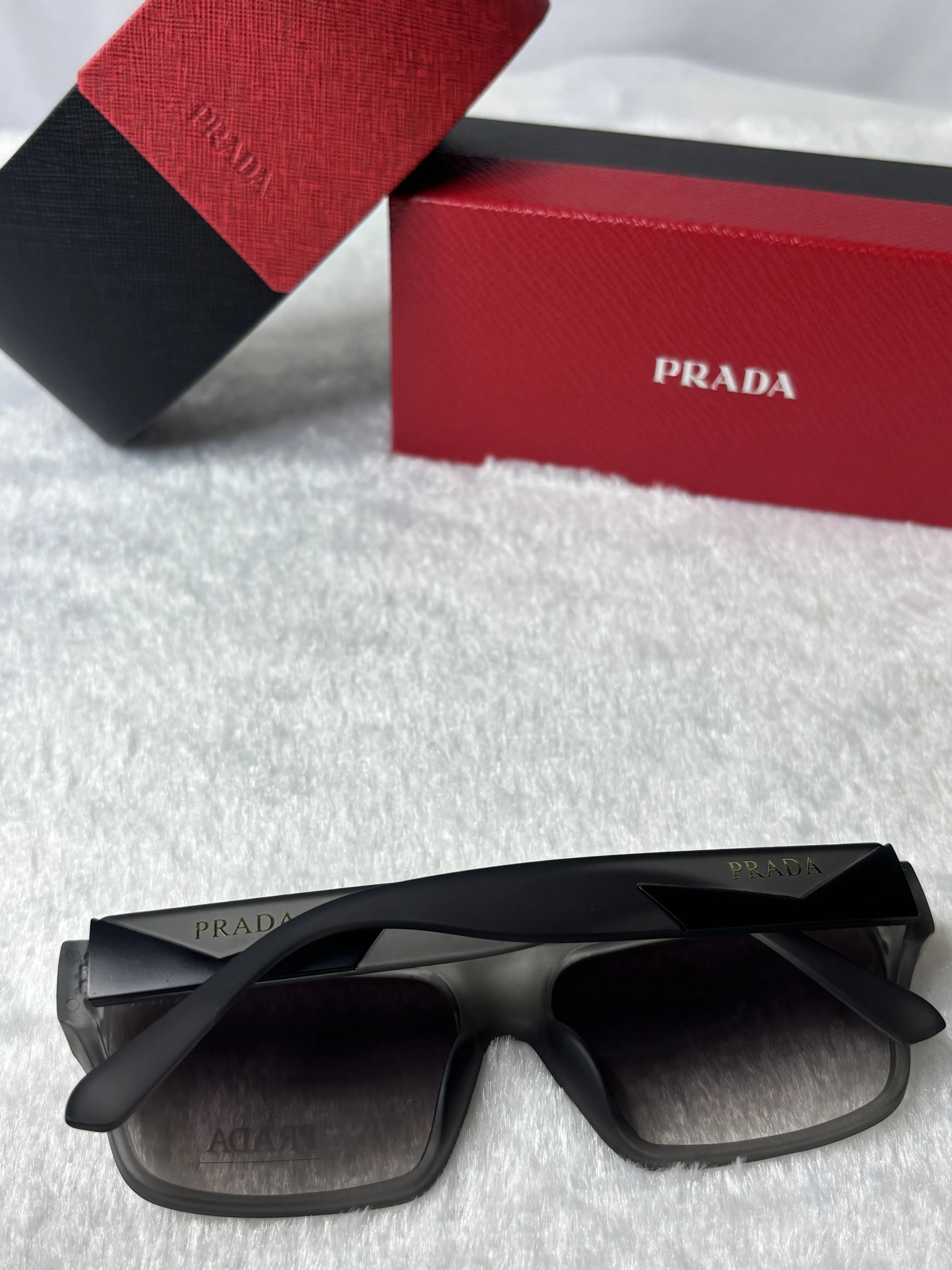 PRADA 0629 grey black
