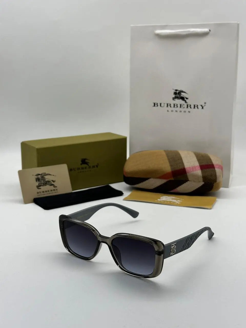 Burberry 5512 grey blue