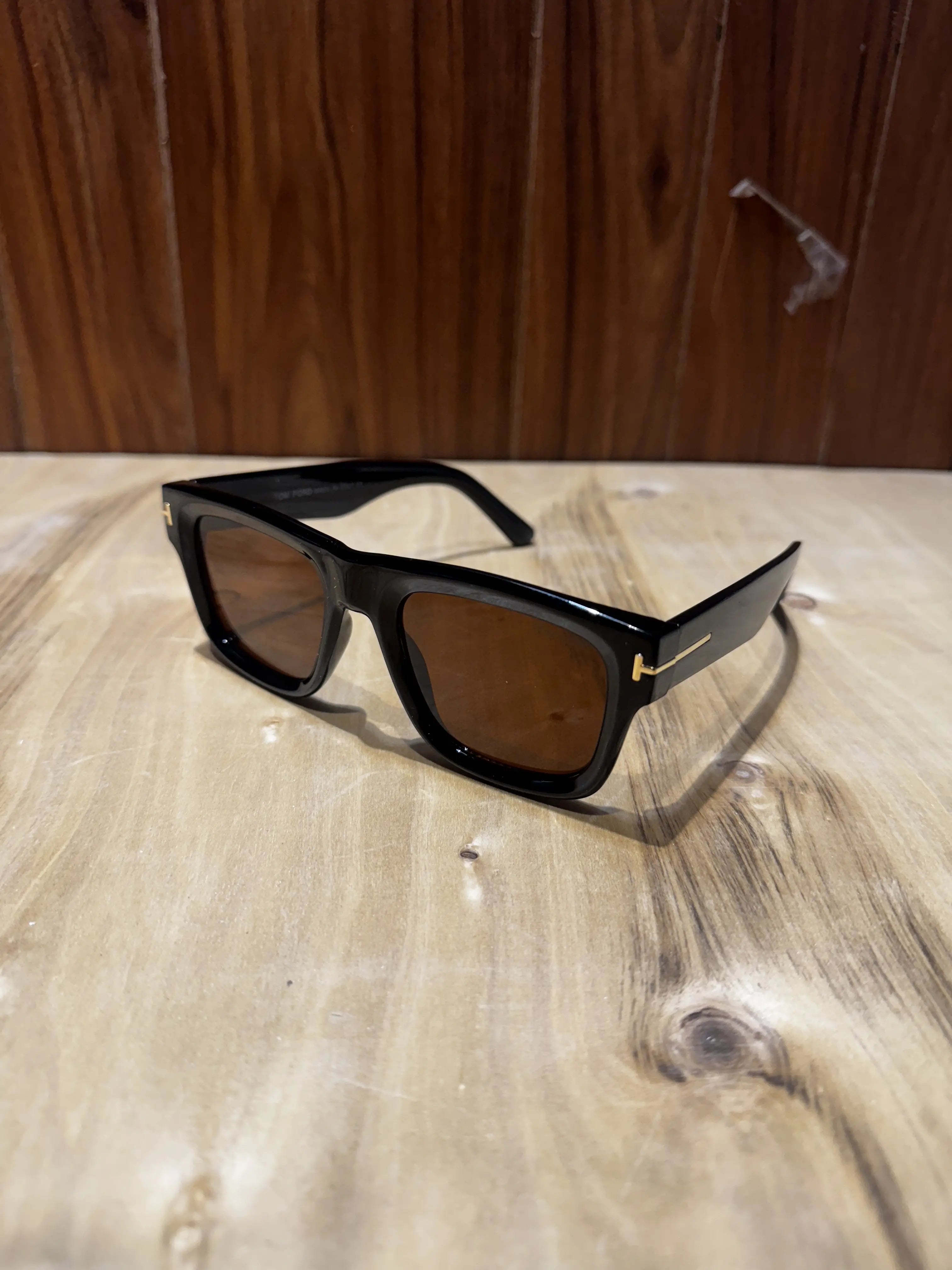 Tomford Black Brown Premium Shades 258