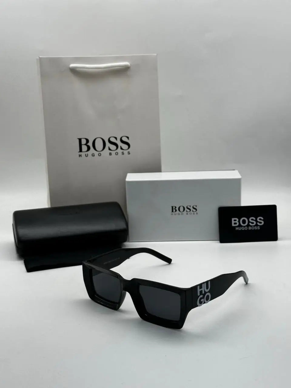Hugo Boss 1310 black-white black