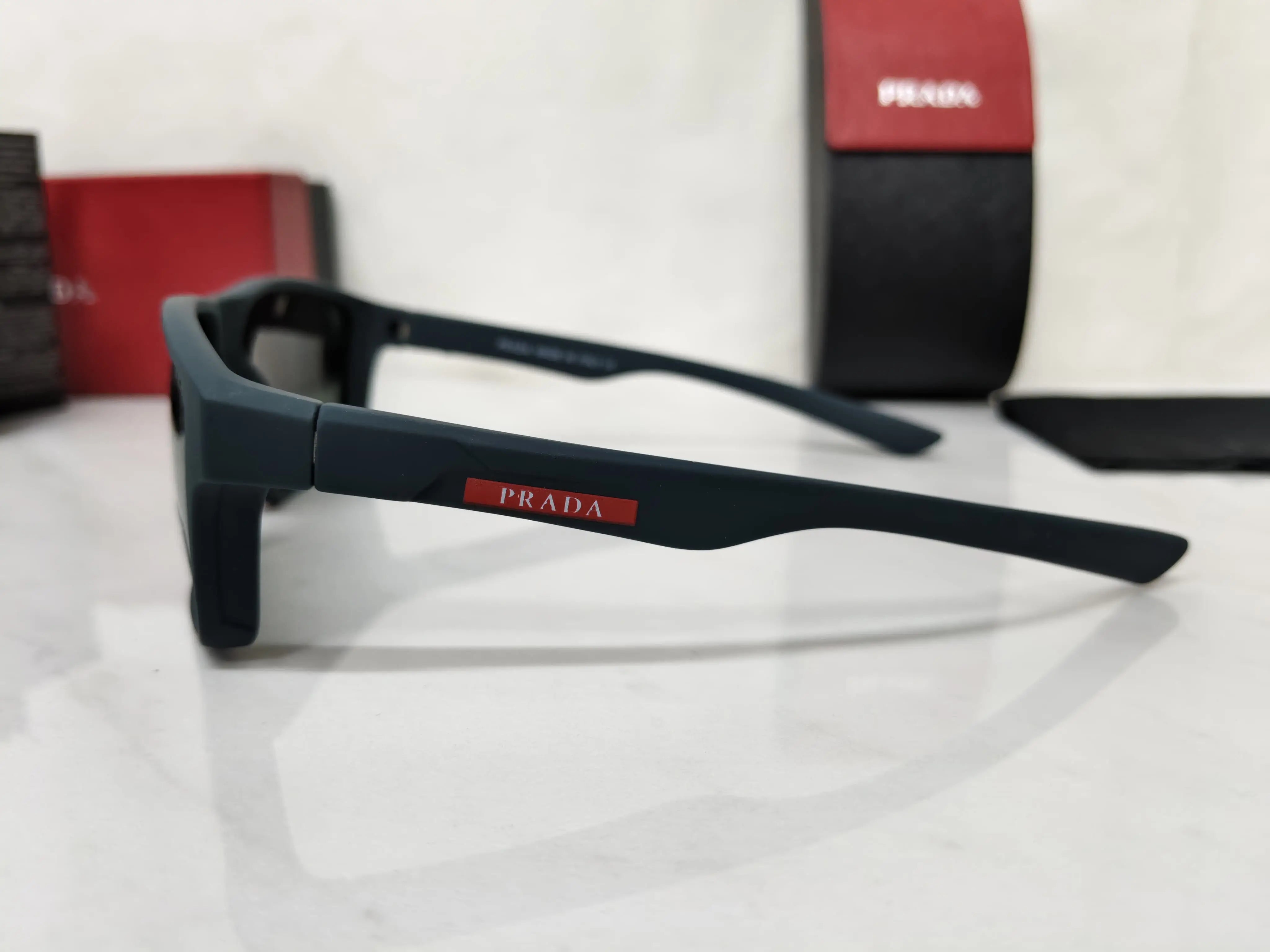 Prada 2039