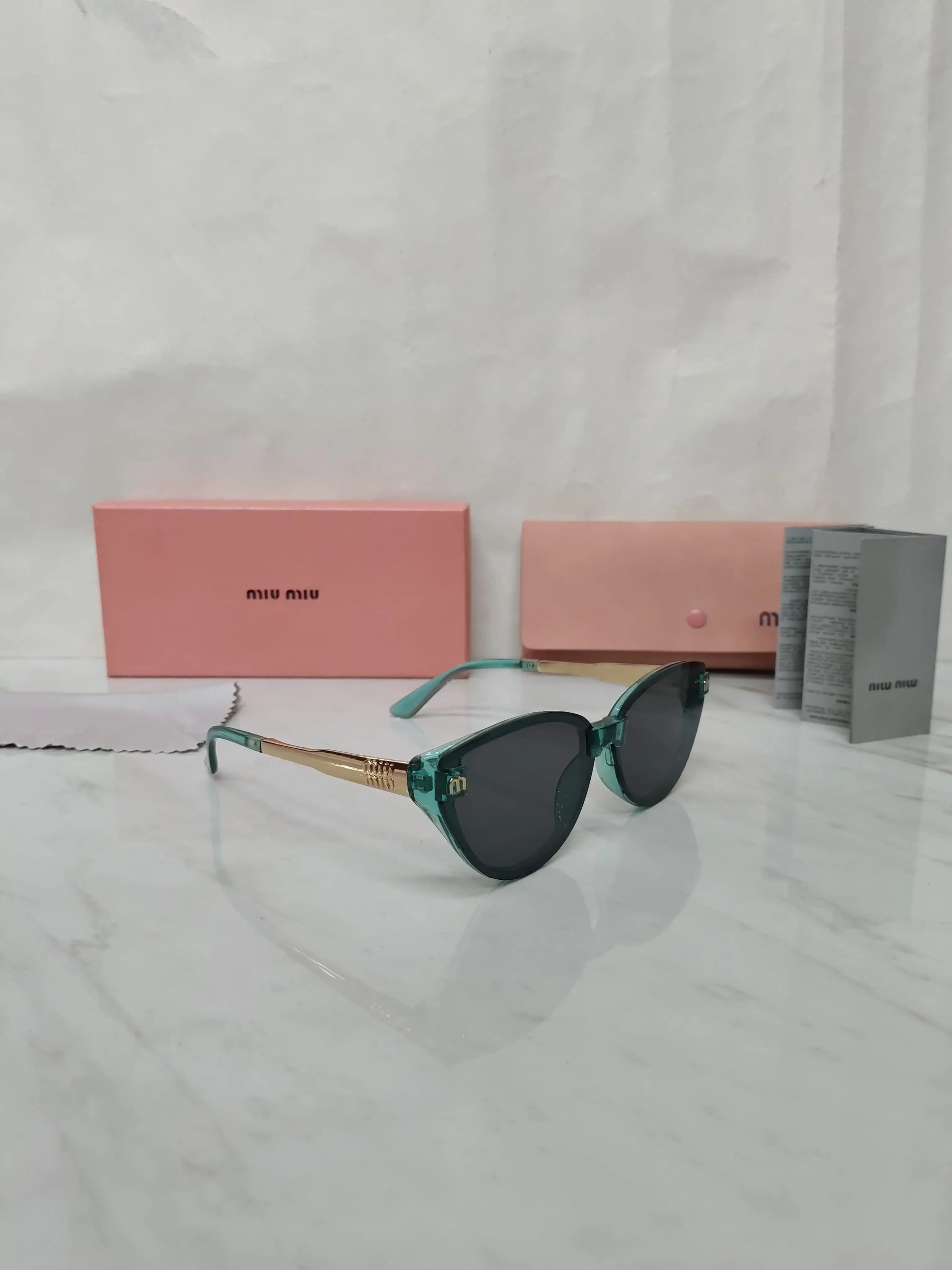MIU MIU 18538
