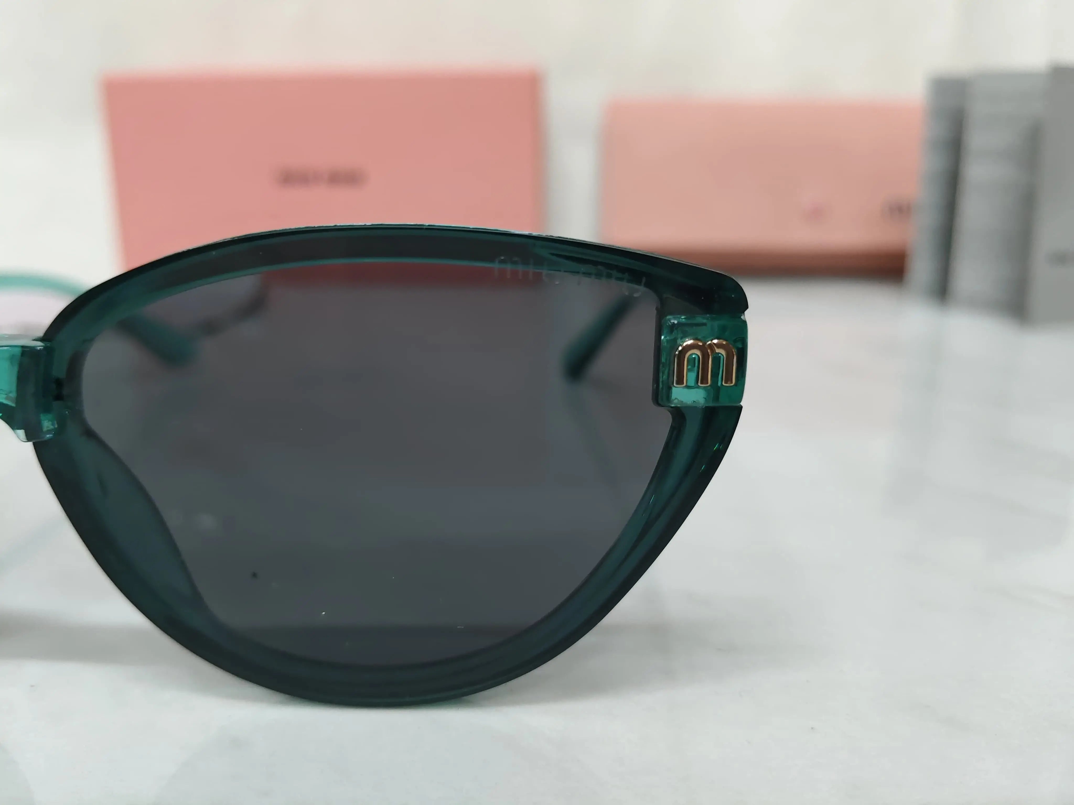 MIU MIU 18538