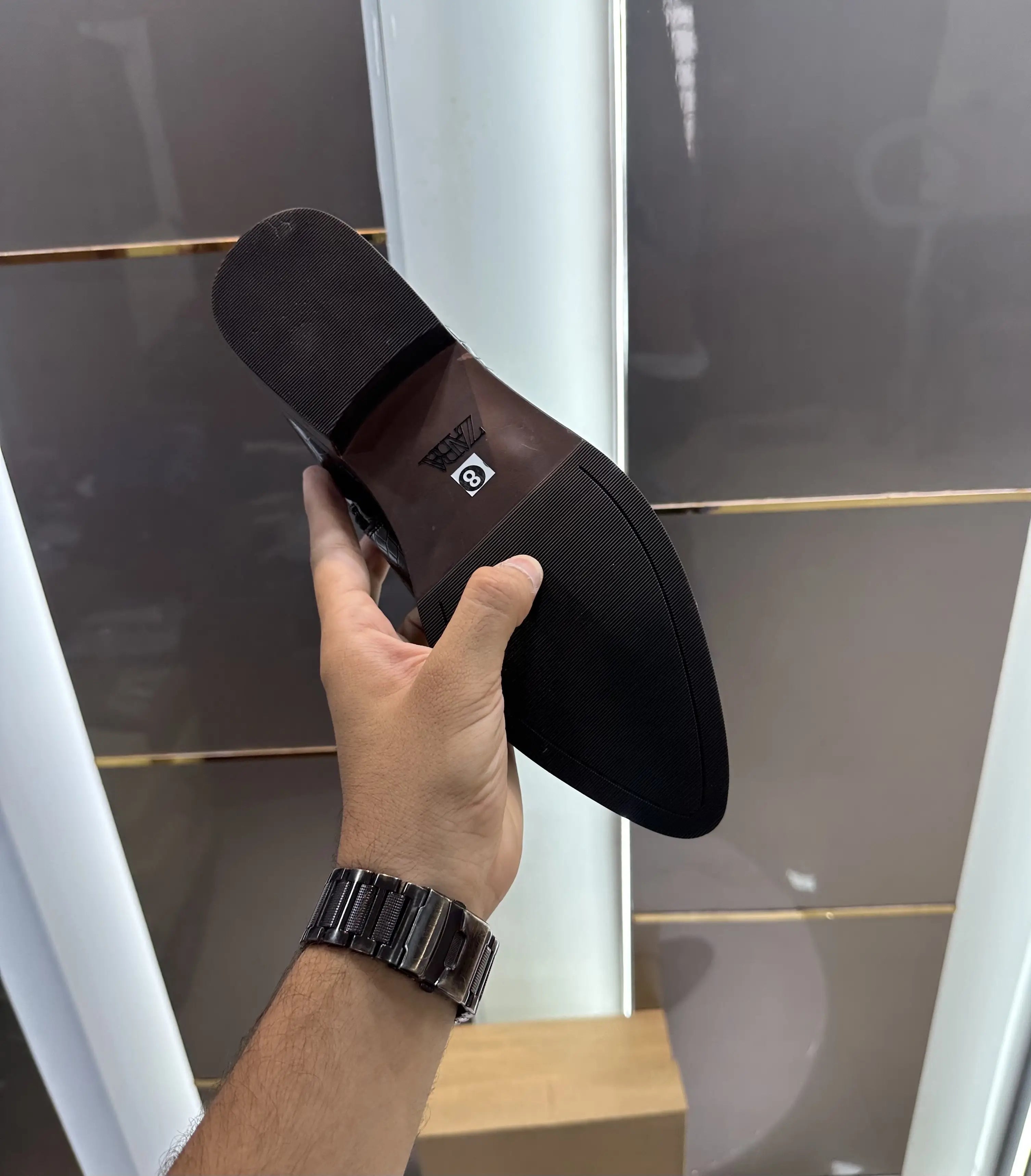 Zara_Chelsea Round Toe Black Boots