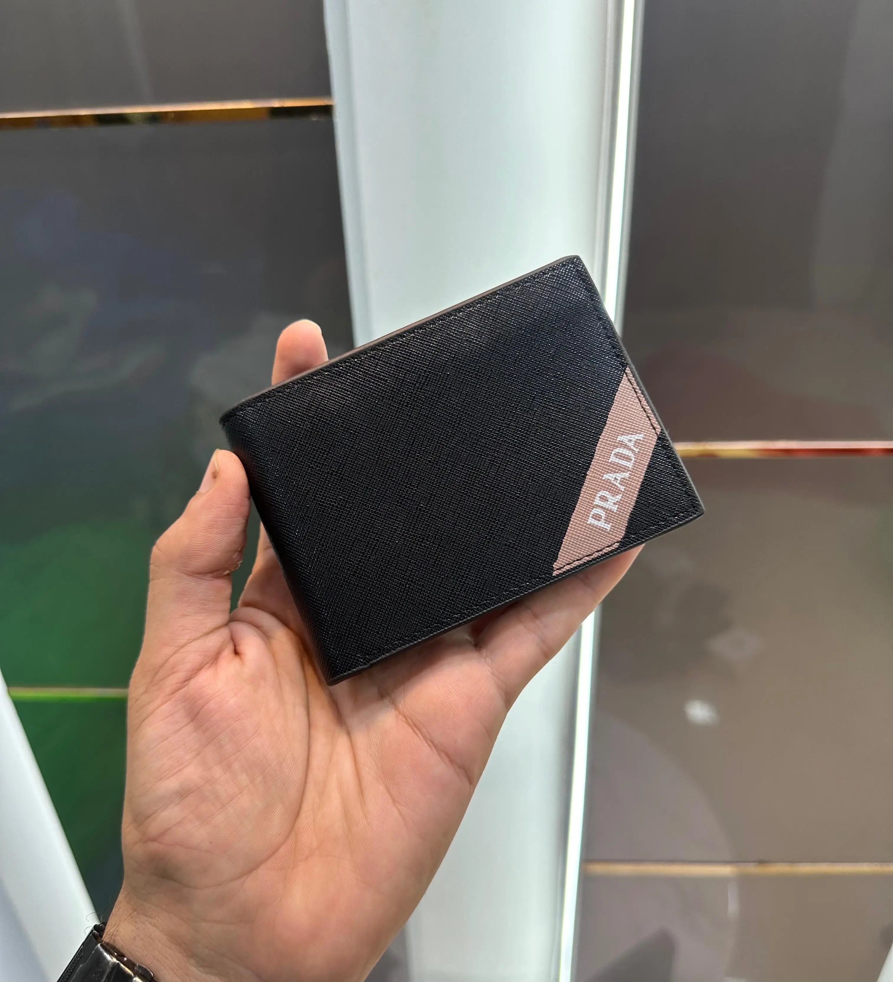 Prad a 002 Black Premium Wallet