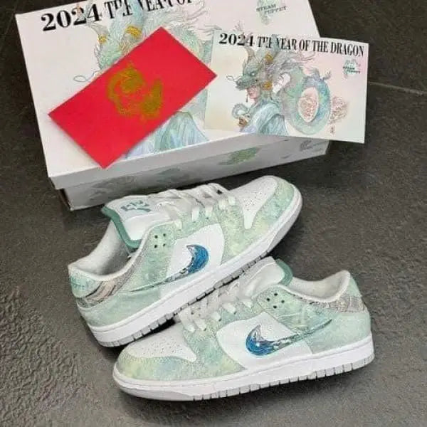 Nik_e sb dunk year of the dragon steam puppet