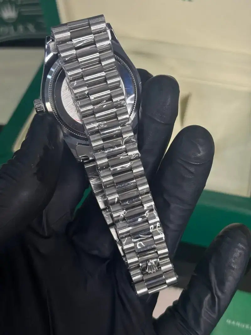 Rolex Oyster Perpetual Day-Date 40 Silver-Blue Dial