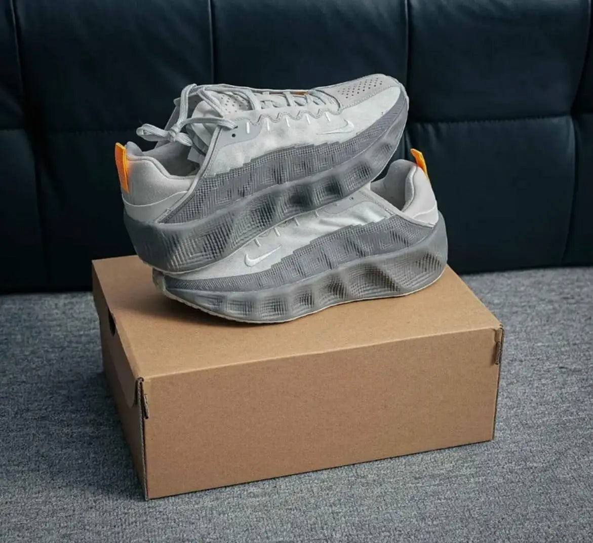 Nike_Ava Rover Wolf Grey Sneaker