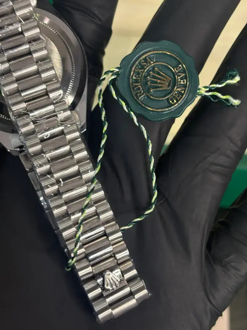 Rolex Oyster Perpetual Day-Date 40m Blue Dial