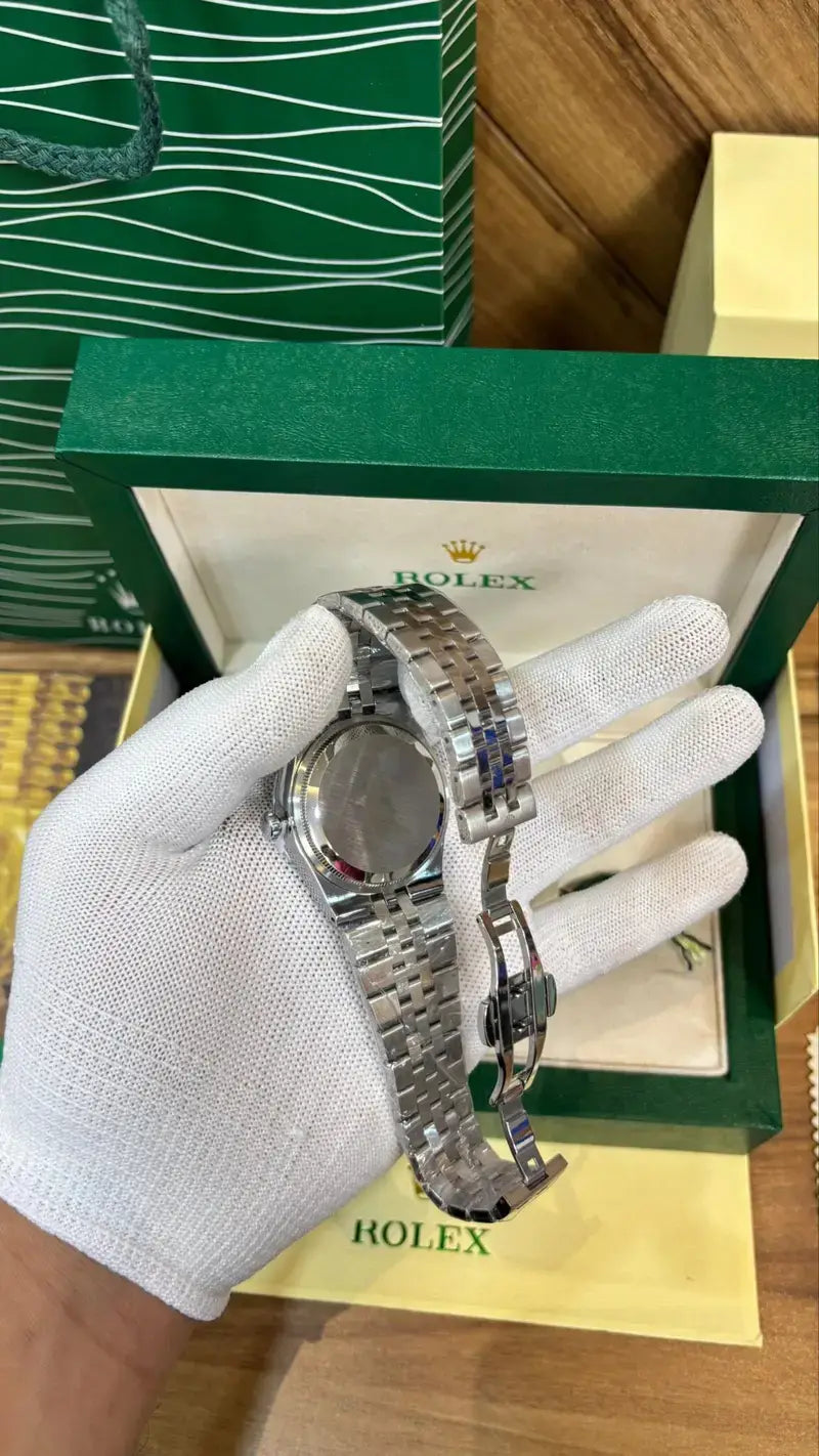 ROLEX OYESTER PERPETUAL LAND DWELLER SILVER BLACK DIAL