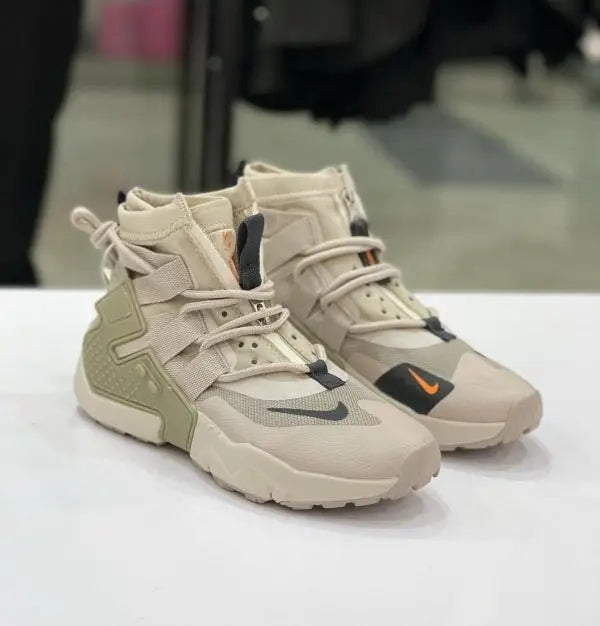 Nik_e Air Huarache Gripp Desert Sand