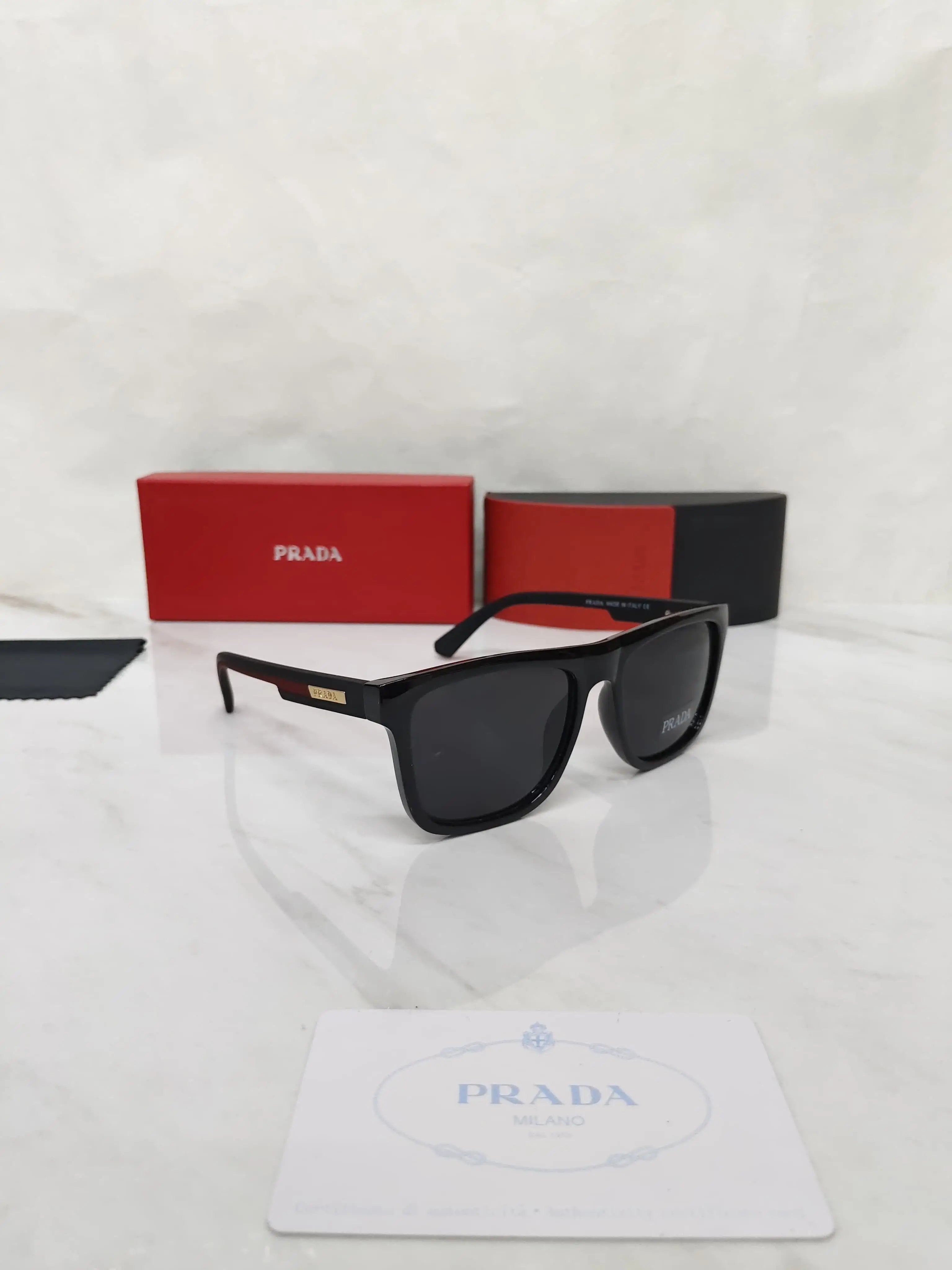 Prada 0268 Black Red