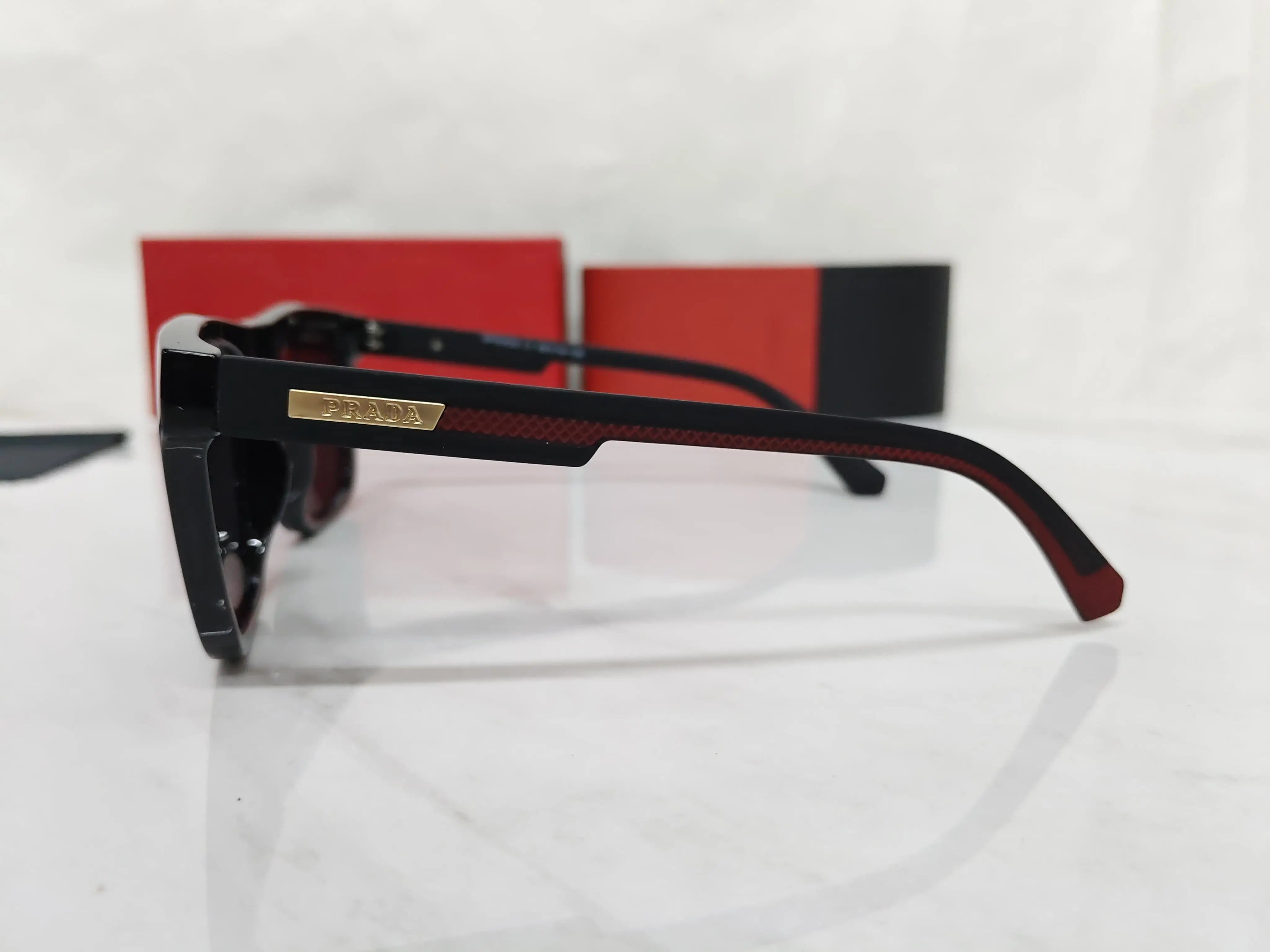 Prada 0268 Black Red
