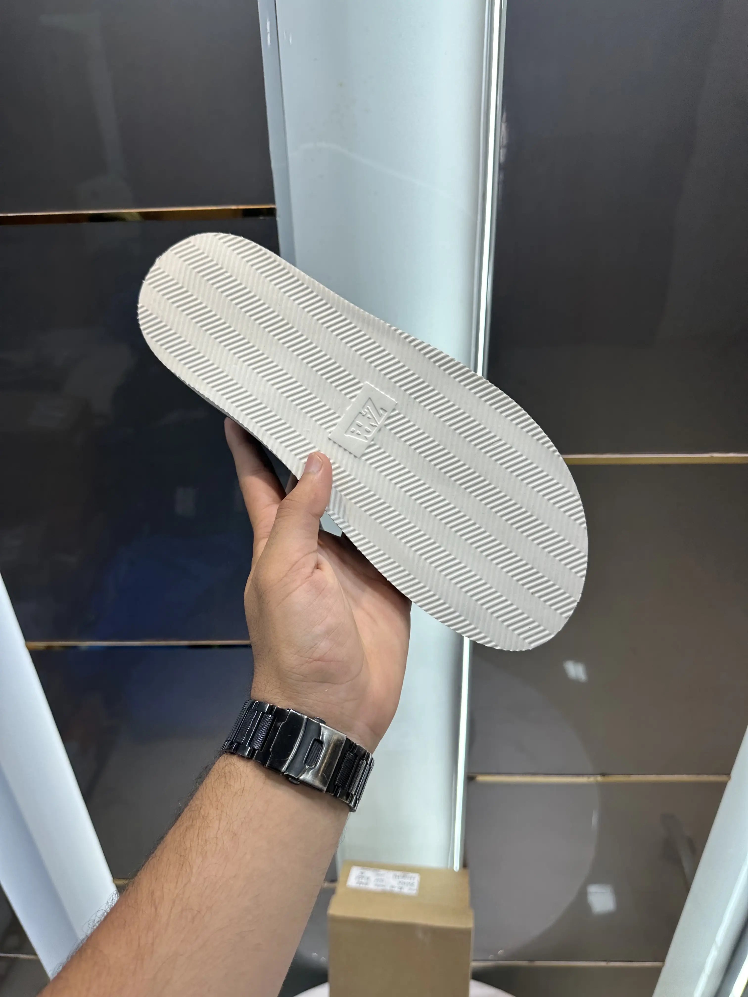Zara_Tan Premium Slide For Men