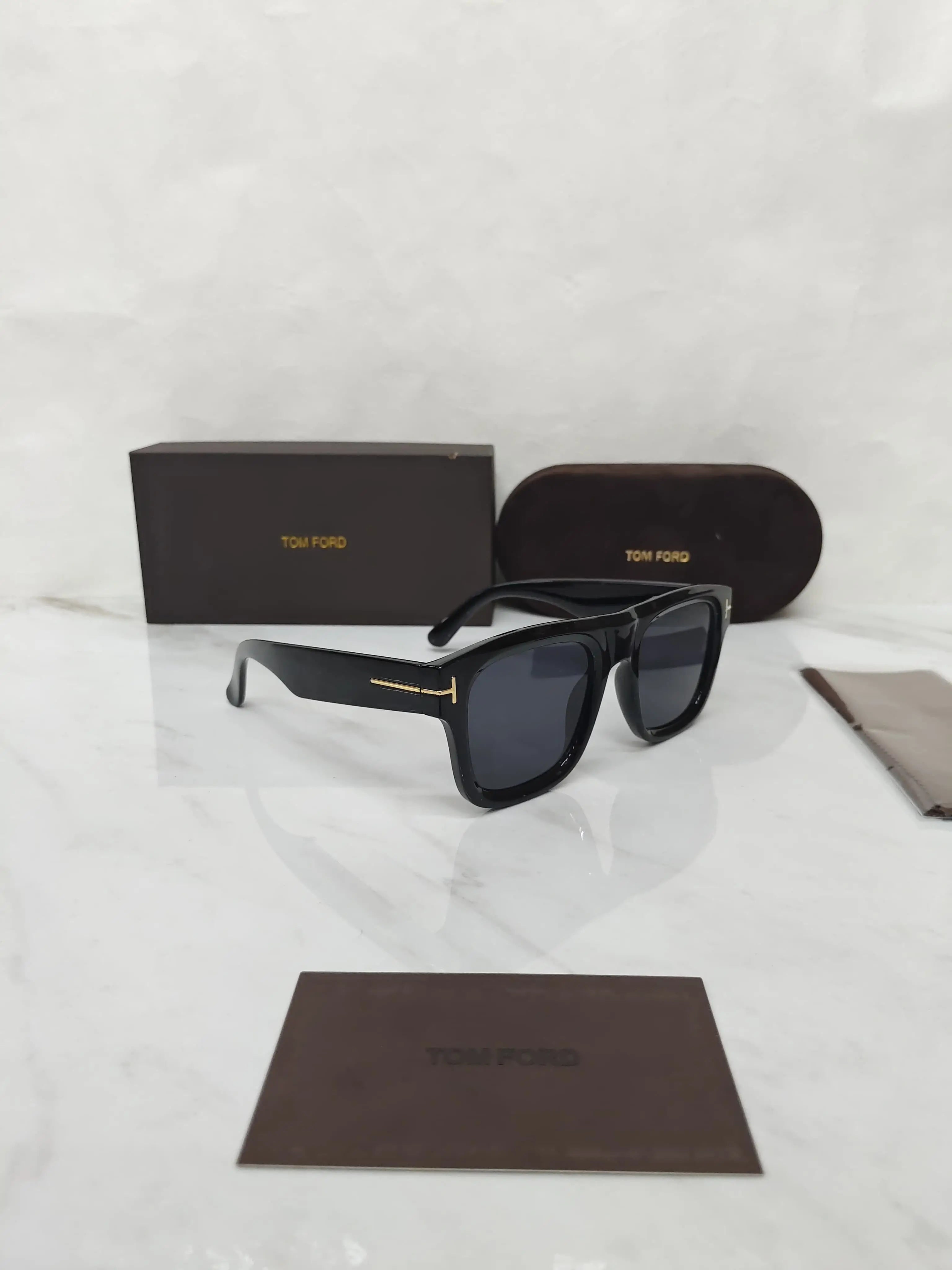 TOM FORD 259 BLACK