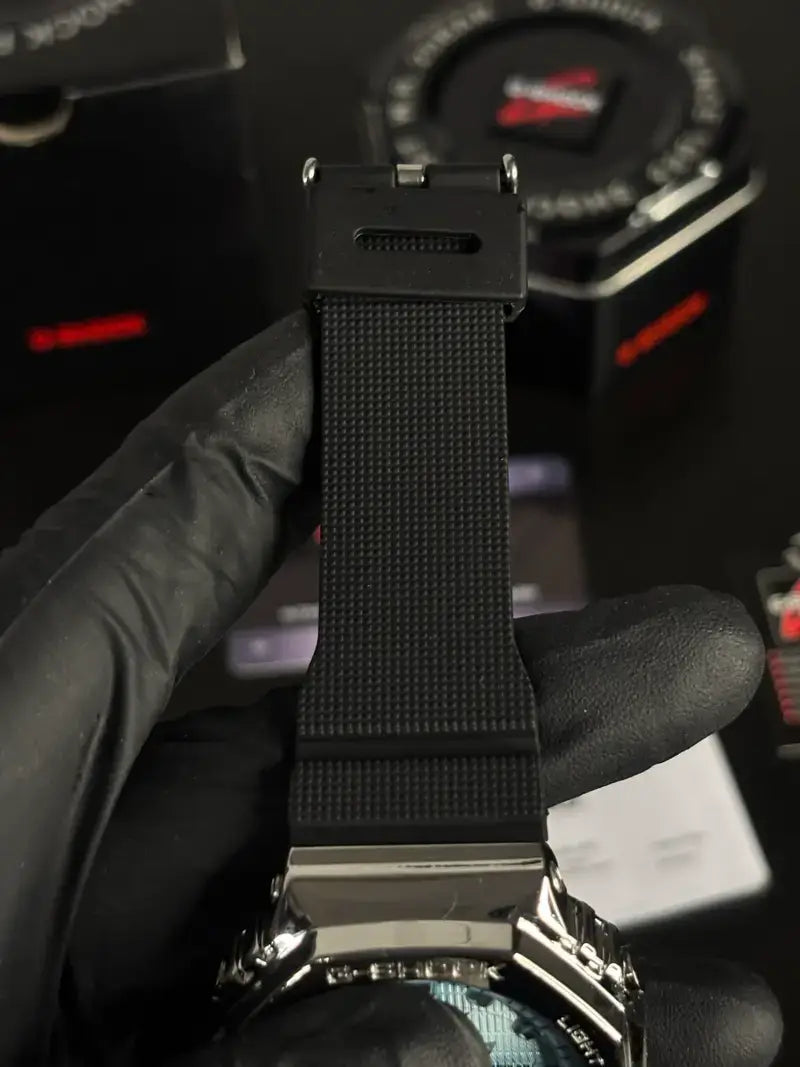 Casio G-Shock GM-2100 Metal dial