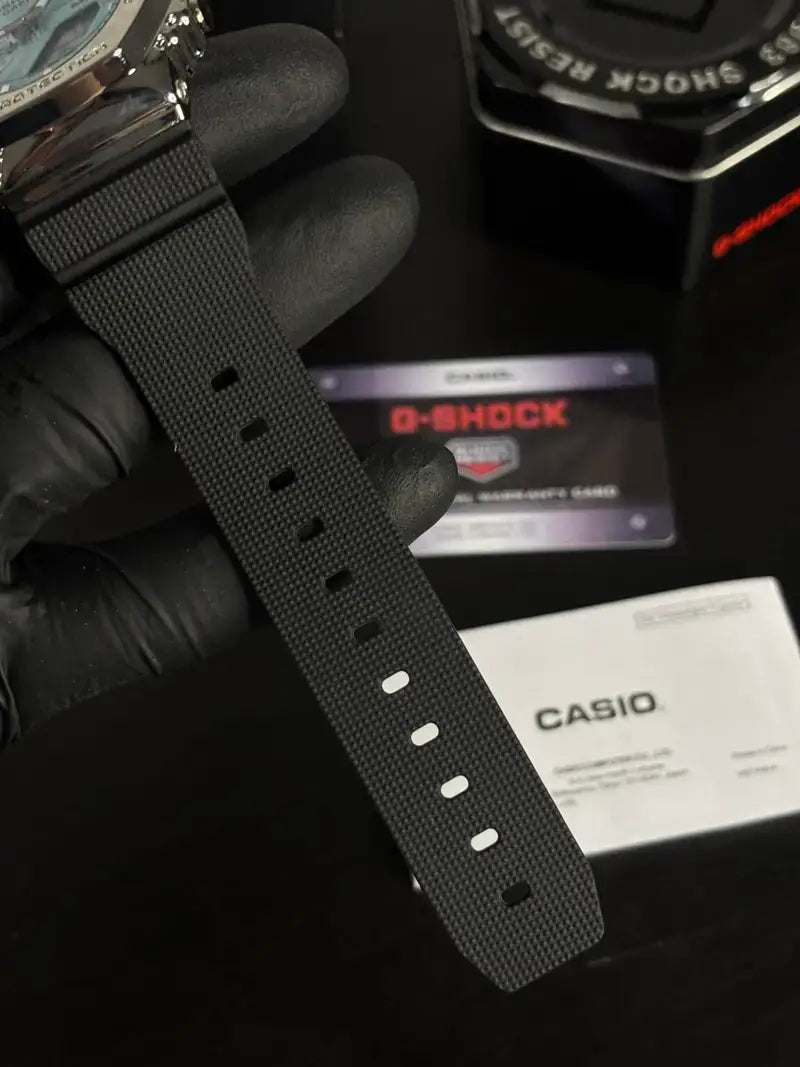 Casio G-Shock GM-2100 Metal dial