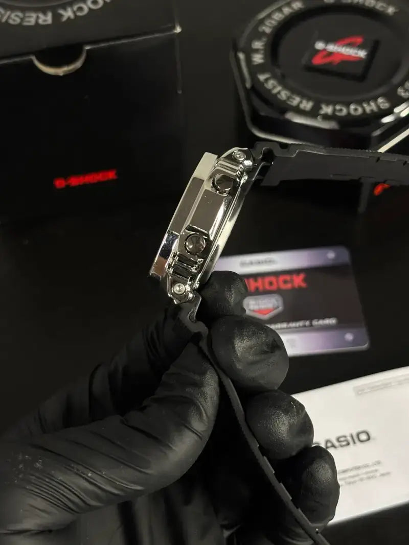 Casio G-Shock GM-2100 Metal dial