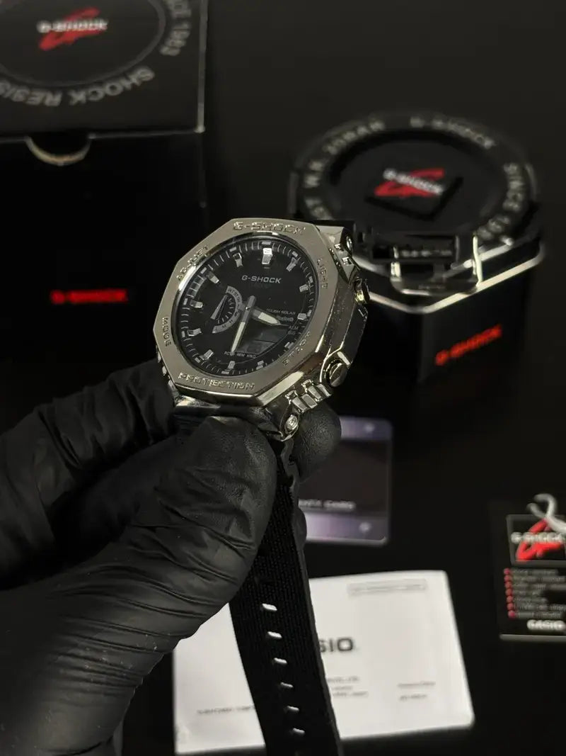 Casio G-Shock GM-2100 Metal dial