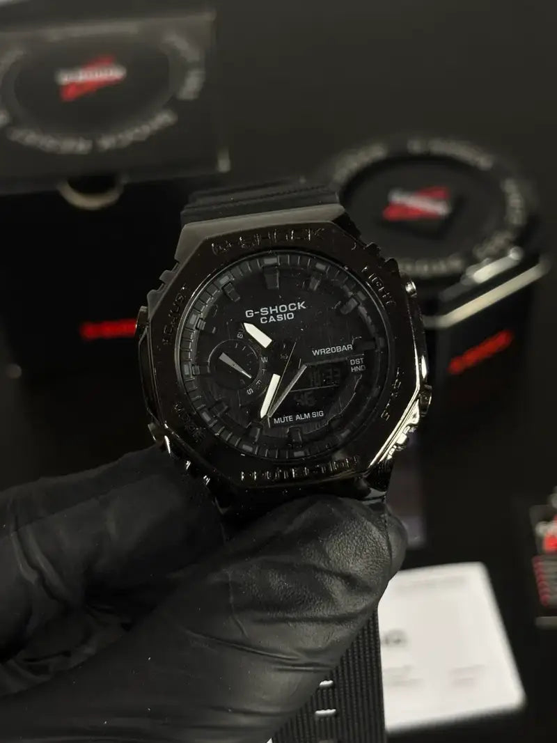 Casio G-Shock GM-2100 Metal dial