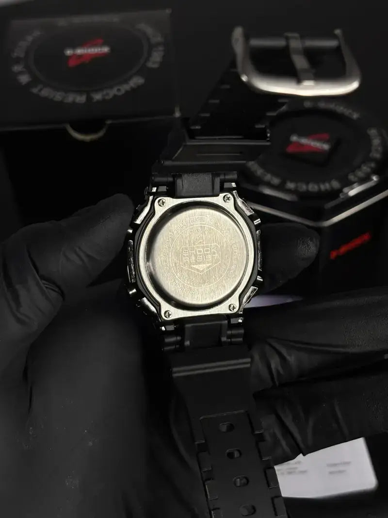 Casio G-Shock GM-2100 Metal dial